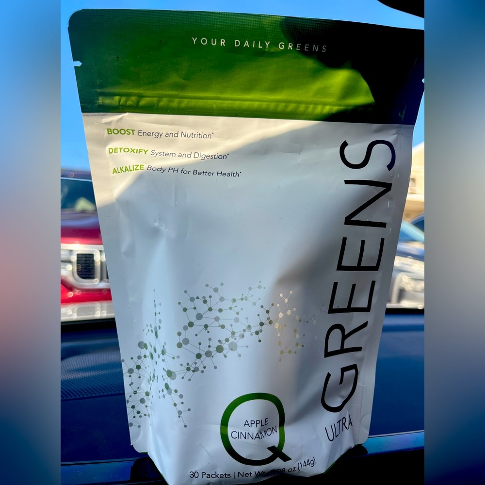 Qscience Greens huge sale! Reg $50 now $20